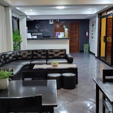 Rangya Hotel Tagaytay City Exterior photo